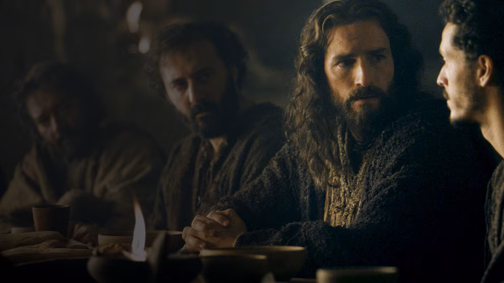 Mel gibson revela primera imagen de ‘la resurrección de cristo’ y cambia estreno