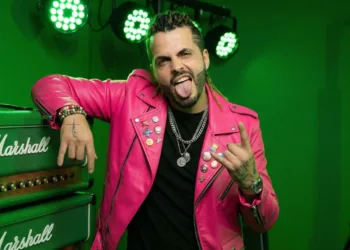 Oskar lares celebra su primer millón de reproducciones en youtube con “¡boom! ”