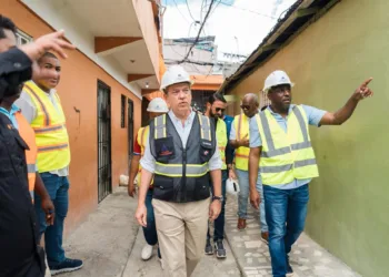 Mivhed inicia intervención de viviendas en el sector 27 de febrero