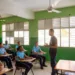 Comunidad educativa apoya iniciativa de de camps para regular celulares