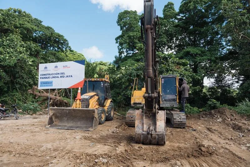 Ito bisonó inicia construcción del parque lineal río jaya en sfm