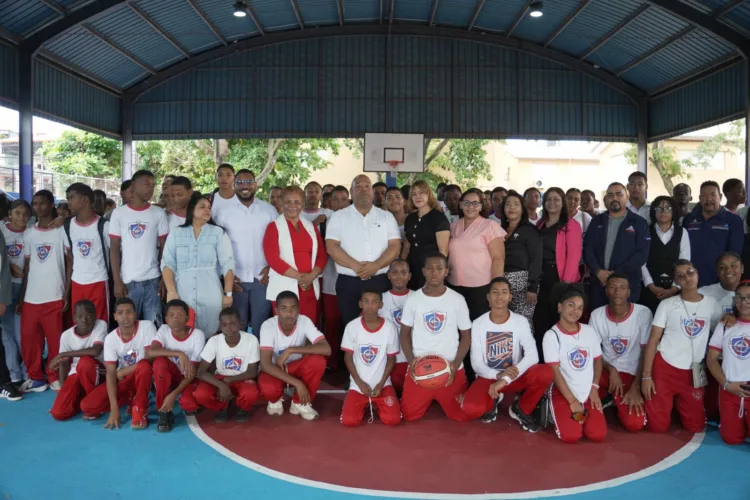 Regional 15 lanza programa “escuelas abiertas y activas”