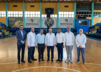 Franklin soriano, césar heredia guerra, leo corporán, leonardo aguilera, vladimir d’oré, josé domínguez y nandy rivas (foto: banreservas)