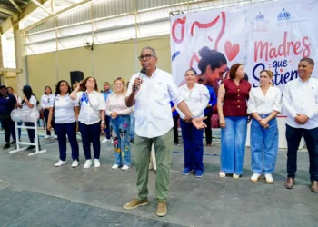 Gobierno impacta a más de 10 mil madres con jornada “madres que sostienen”