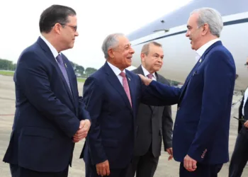 Abinader llega a Panamá para el Congreso Mundial de Zonas Francas Abinader llega a panamá para el congreso mundial de zonas francas