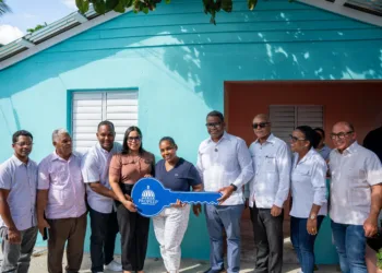 Propeep entrega vivienda reconstruida en pantoja a familia afectada por lluvias