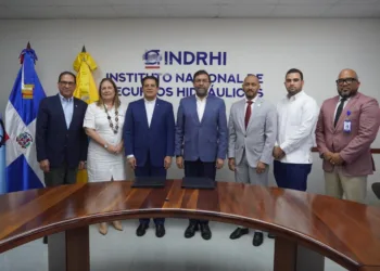 Indrhi y pucmm firman acuerdo para gestión de recursos hídricos