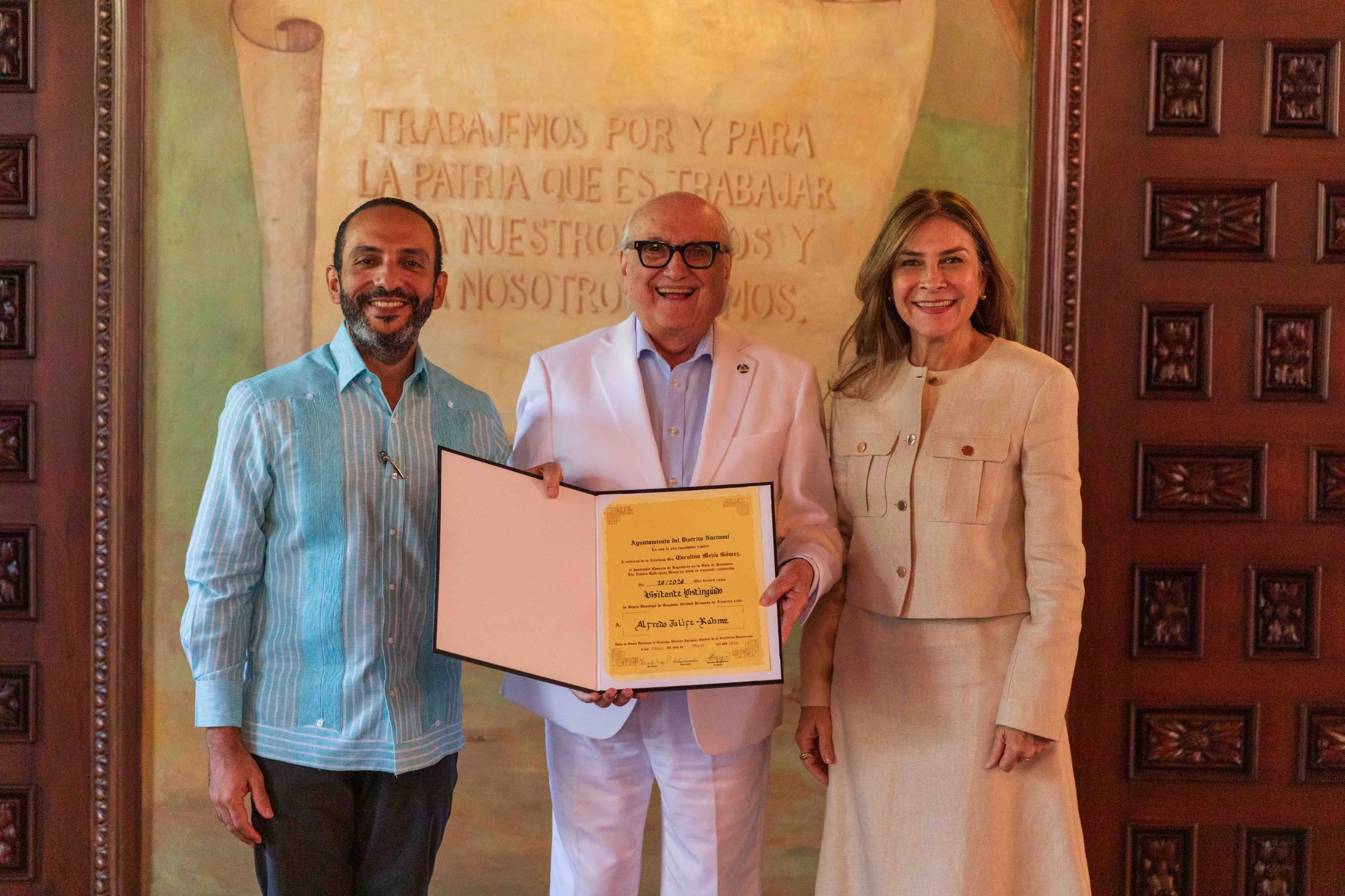 Adn declara huéspedes distinguidos a expositores del congreso de geopolítica