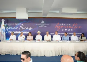 Presidente abinader encabeza celebración del día del agricultor en la vega