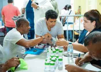 Alcaldía del distrito nacional lleva a villa francisca operativo médico y social
