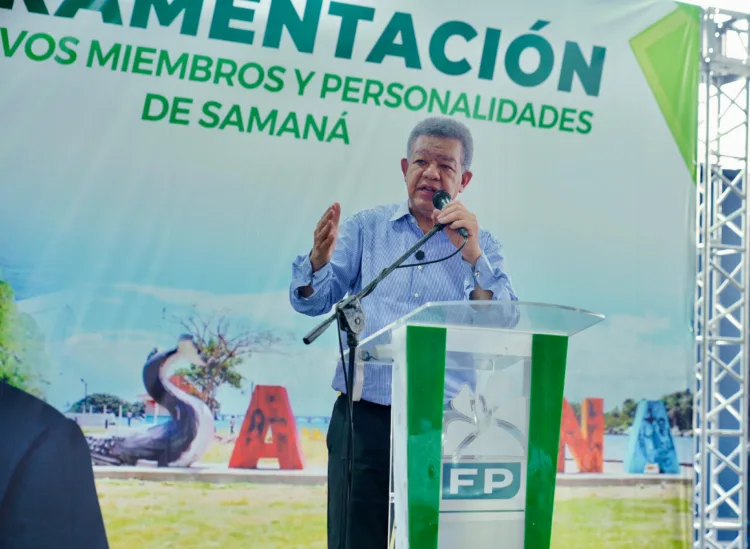 Leonel fernández denuncia intimidación del gobierno contra ciudadanos en samaná