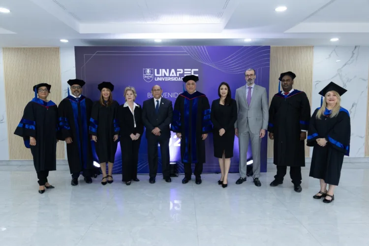 Unapec gradúa a 798 nuevos profesionales en su graduación extraordinaria 2026
