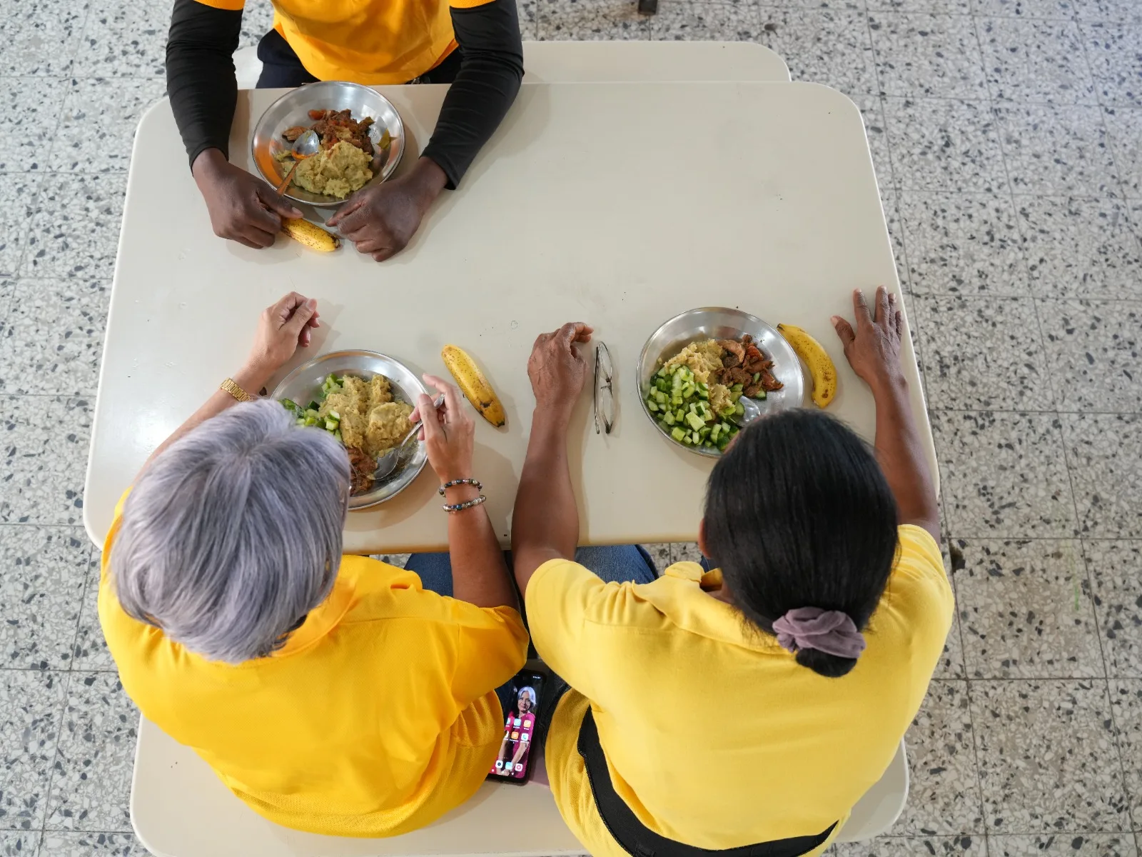 INABIE garantiza alimentación escolar a 150 mil jóvenes y adultos Inabie garantiza alimentación escolar a 150 mil jóvenes y adultos