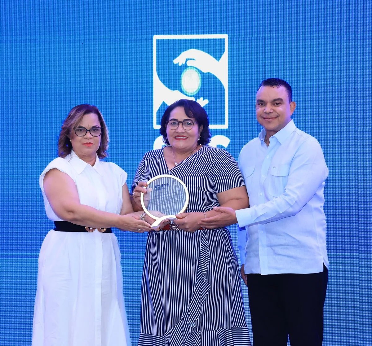 Sns premia al personal de apoyo diagnóstico