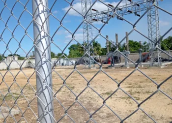 Edeeste construye nueva subestación la caleta para fortalecer el servicio eléctrico en la zona