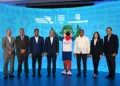 Garibaldy bautista, luis mejía, kelvin cruz, leonardo aguilera, la mascota colí, josé monegro, alieska díaz y josé ramos en el lanzamiento de la campaña institucional de los juegos centroamericanos y del caribe 2026.