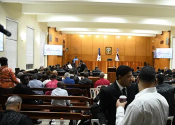Intensa expectativa e incertidumbre ante retraso en fallo del caso calamar