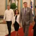 El subsecretario de estado de estados unidos, christopher landau, camina junto a leah campos, embajadora de eeuu en rd y roberto álvarez, ministro de relaciones exteriores de rd.