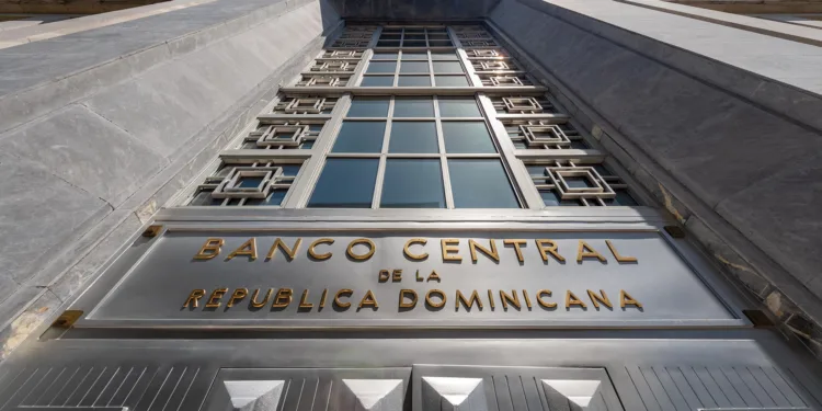 Banco central mantiene su tasa de política monetaria en 5. 25 % anual