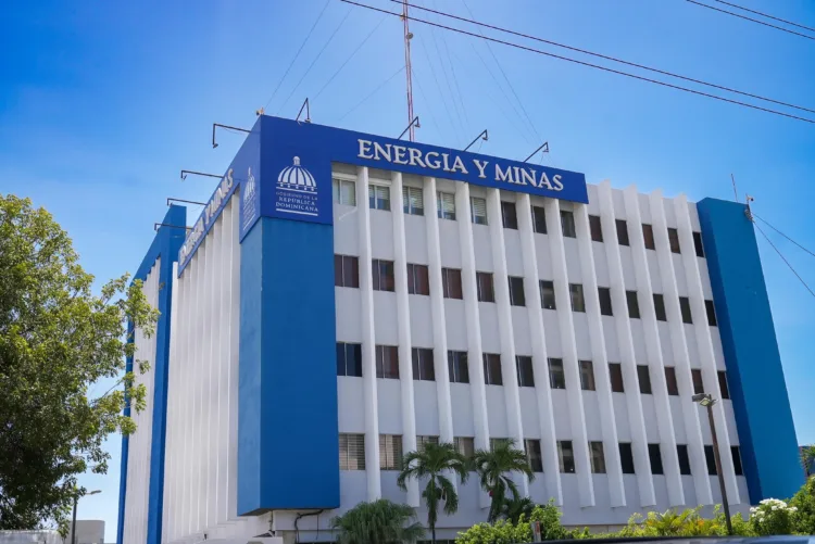 Energía y minas aclara cuestionamientos sobre exasesor vinculado a goldquest