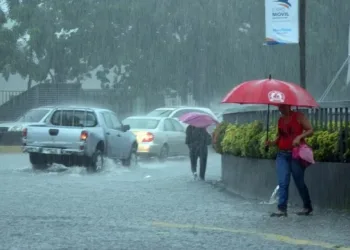 Vaguada continuará provocando lluvias en varias provincias