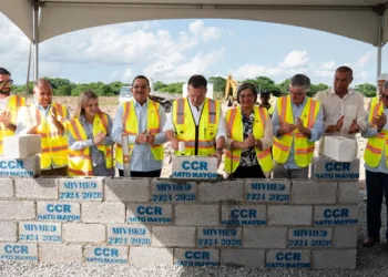Ministro ito bisonó inicia construcción de centro de corrección en hato mayor