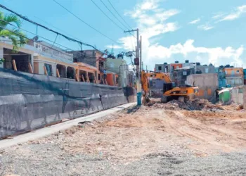 Mivhed pone en marcha reparación de viviendas en sector los praditos