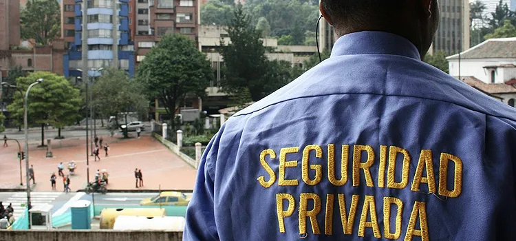 Vigilancia privada: el trabajo invisible que sostiene la ciudad