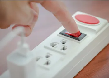 Consumo fantasma: los electrodomésticos que aumentan tu gasto eléctrico sin que te des cuenta