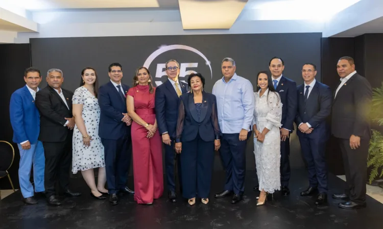 Ochoa hermanos y antonio ochoa vehículos conmemoran 55 años de trayectoria