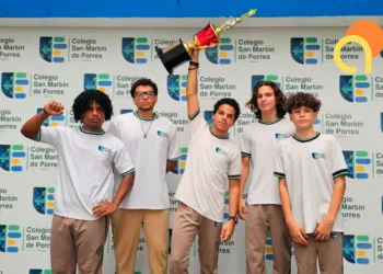 Estudiantes del san martín de porres conquistan el primer lugar en ajedrez frente a colegios de santo domingo este