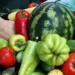 Rusia amplía prohibiciones contra armenia al vetar berenjenas, patatas y frutos secos