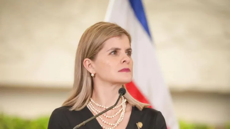 Presidenta de costa rica: "no quiero más agenda 2030 colándose por la cocina"