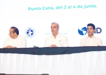 Presidente abinader impulsa el saneamiento urbano como eje del desarrollo y destaca inversiones sin precedentes para transformar el sector agua