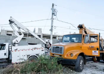 Edesur instala tres nuevos transformadores en quisqueya ii, azua