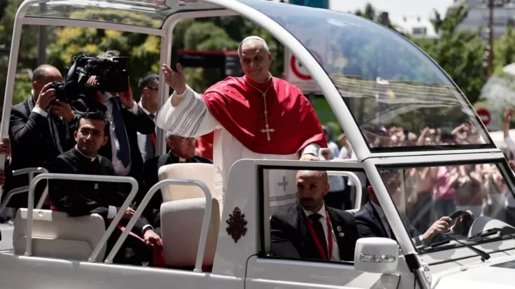 El papa león xiv inicia una histórica visita apostólica a españa