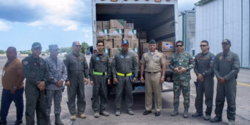 Camión de la fuerza aérea de república dominicana cargado con medicamentos para venezuela"