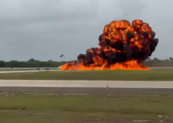 Mueren piloto y copiloto tras accidentarse avión en la romana