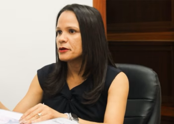 Juramentan nuevas autoridades en los hospitales de la mujer y padre billini