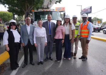 Indotel y adn inician retiro de 300 kilómetros de cables en desuso en la capital