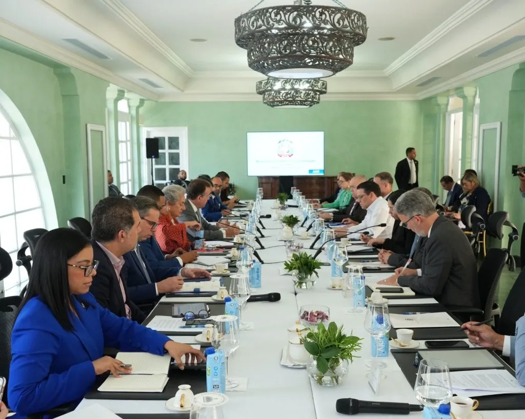 Gobierno prepara puertos secos en cuatro provincias de la frontera con haití