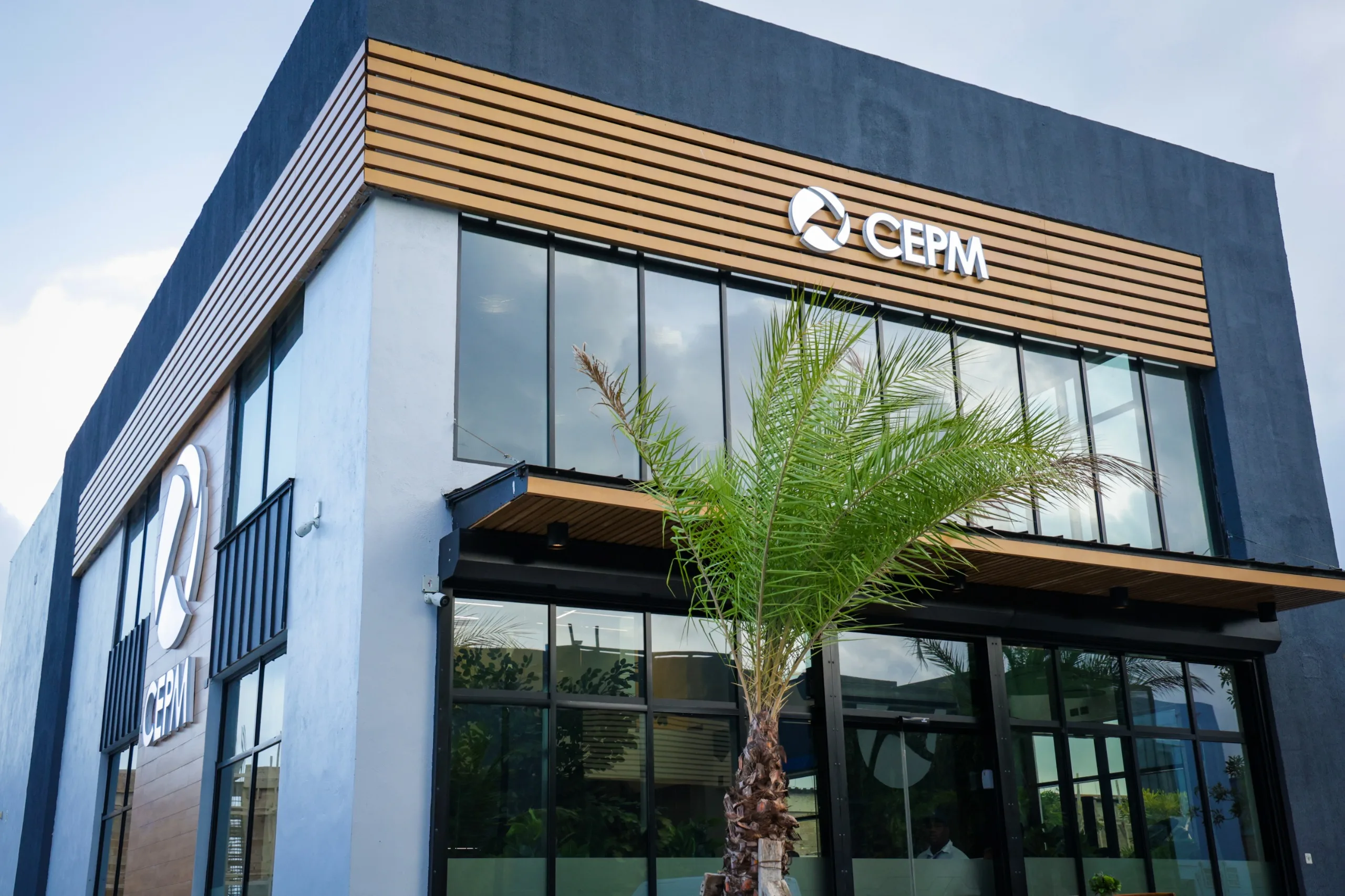 Cepm inaugura nueva oficina en friusa con servicios de autoservicio digital