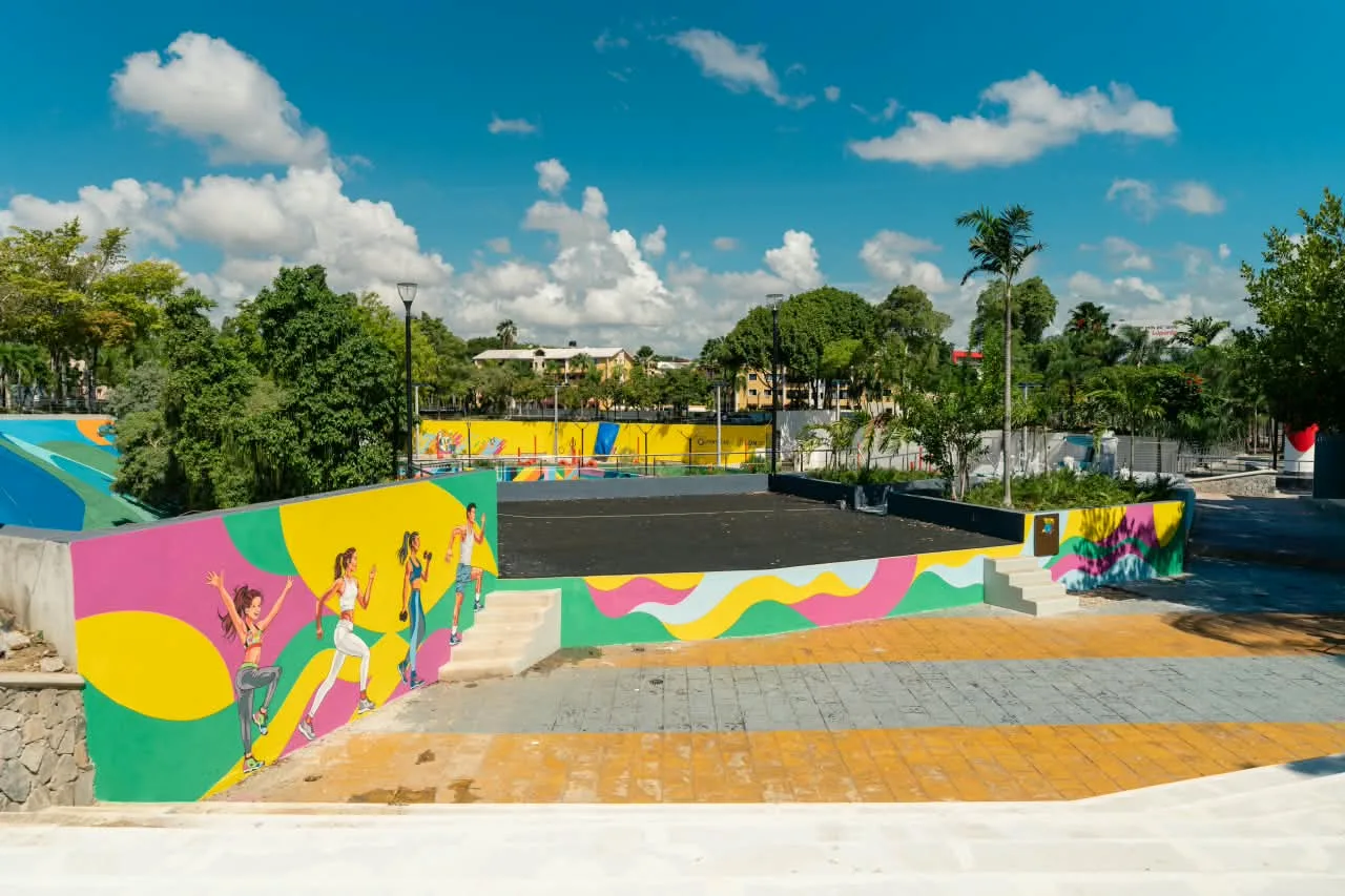 Parque núñez de cáceres avanza en su transformación con nuevas áreas recreativas